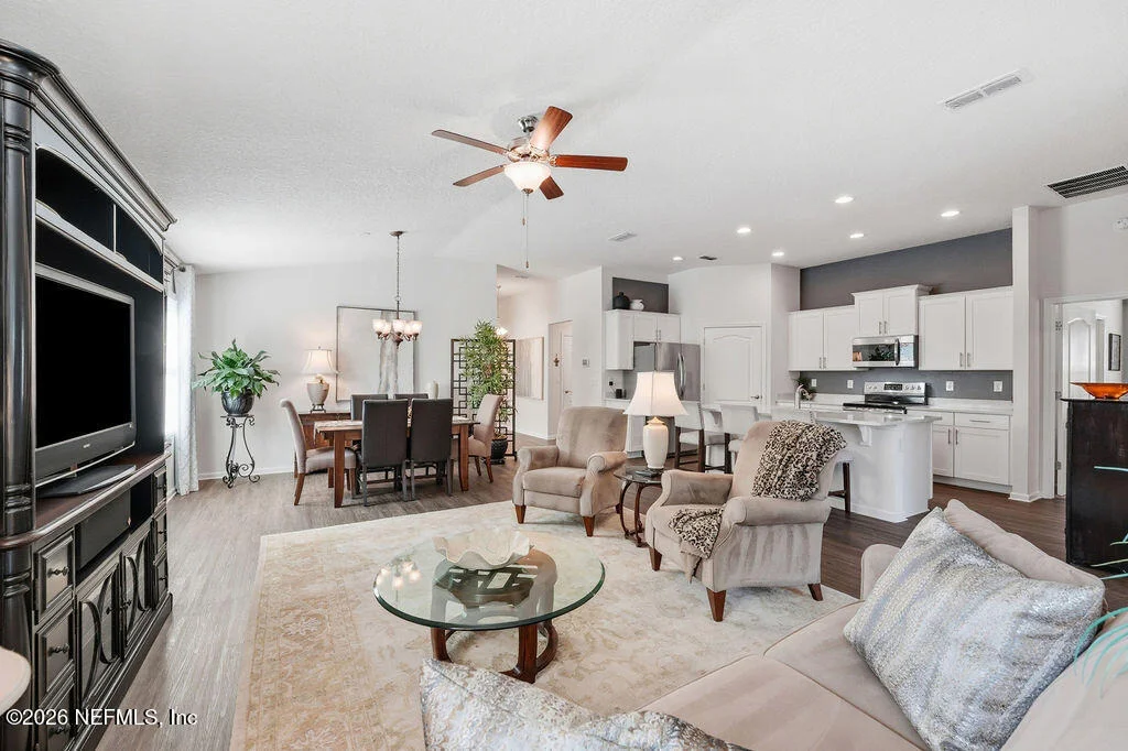Photo of 480 PALACE Drive
