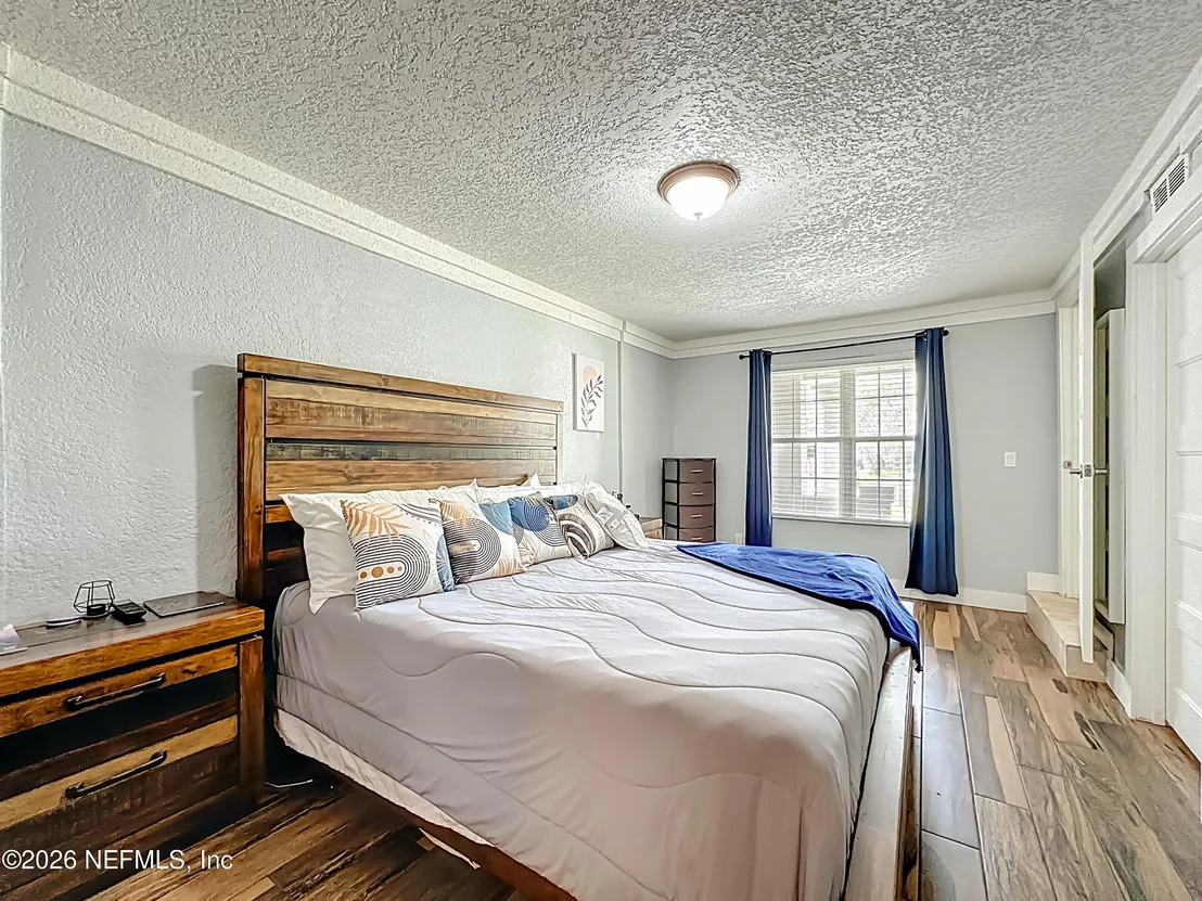 Photo of 18 SOLANO Avenue