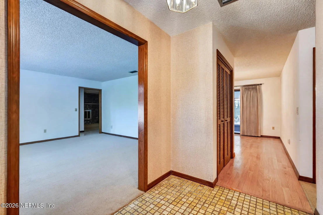 Photo of 112 CROOKED TREE Trail