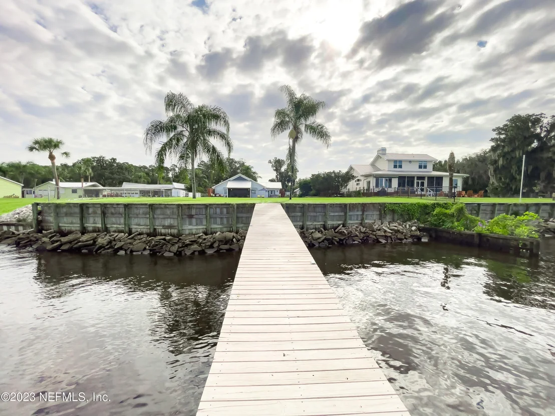 Photo of 837 COUNTY ROAD 13 S
