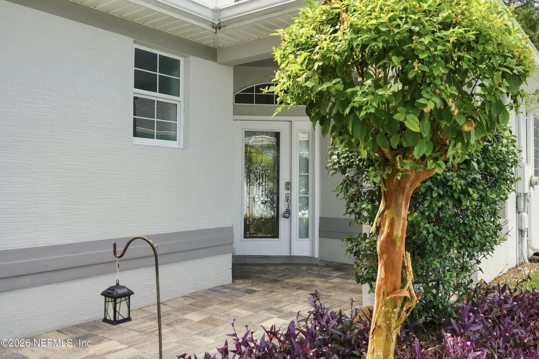 Photo of 629 KNOLLWOOD Lane