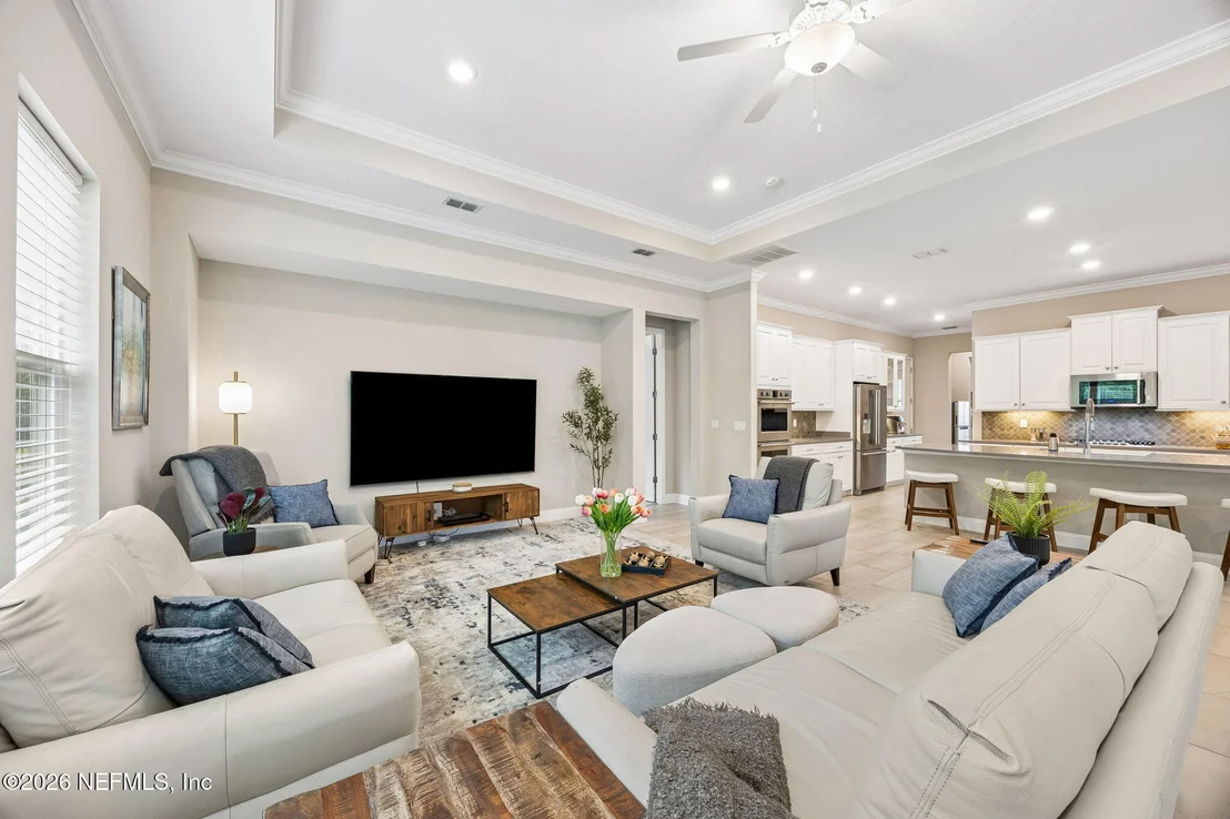 Photo of 323 ASPINWALL Parkway