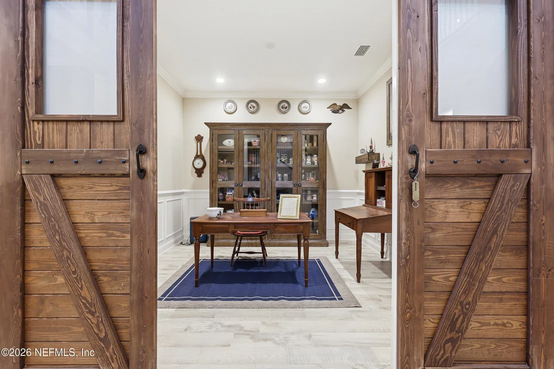 Photo of 498 FRESHWATER Drive