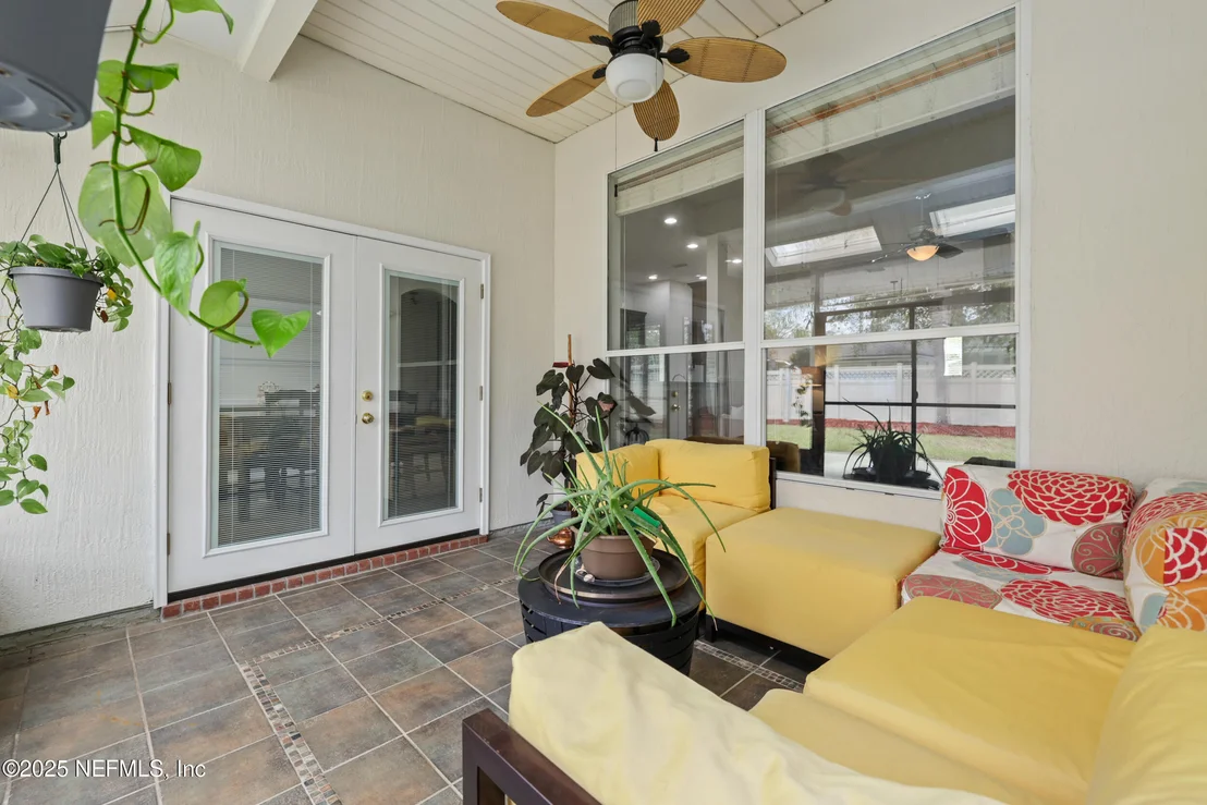 Photo of 408 LAKE MONROE Place