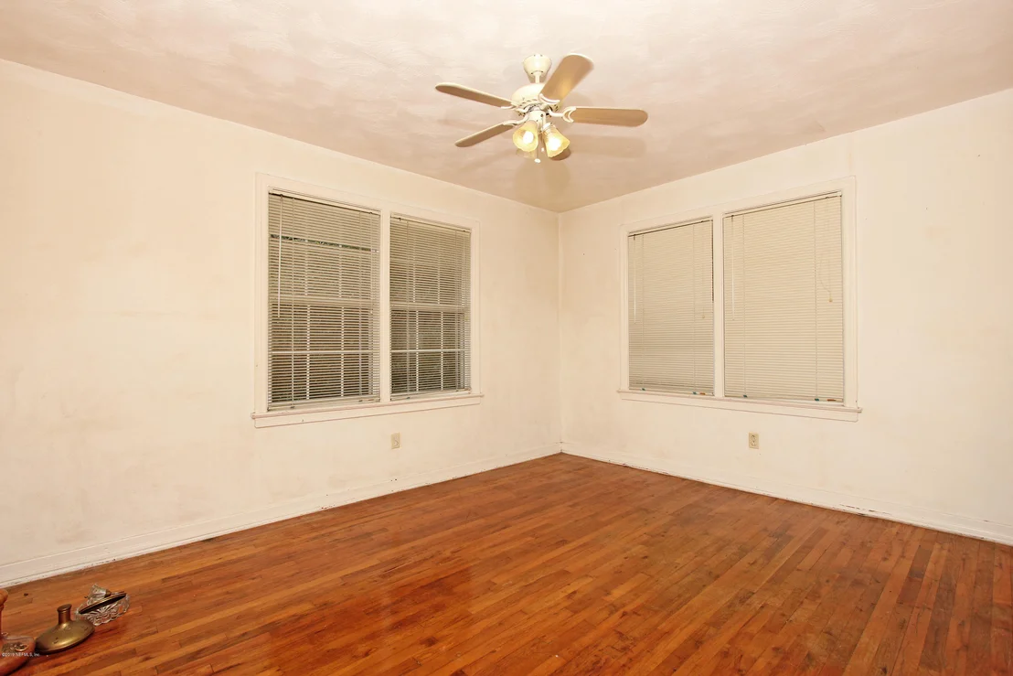 Photo of 2343 HILLTOP Boulevard