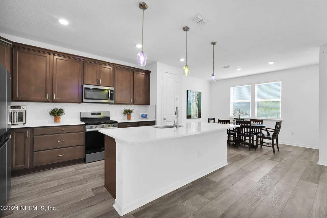 Photo of 70 TORRES Trace