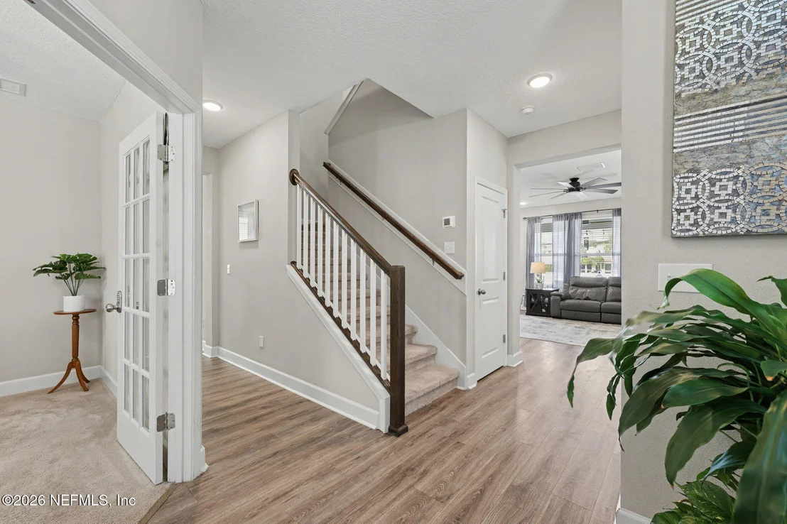 Photo of 182 FOXCROSS Avenue