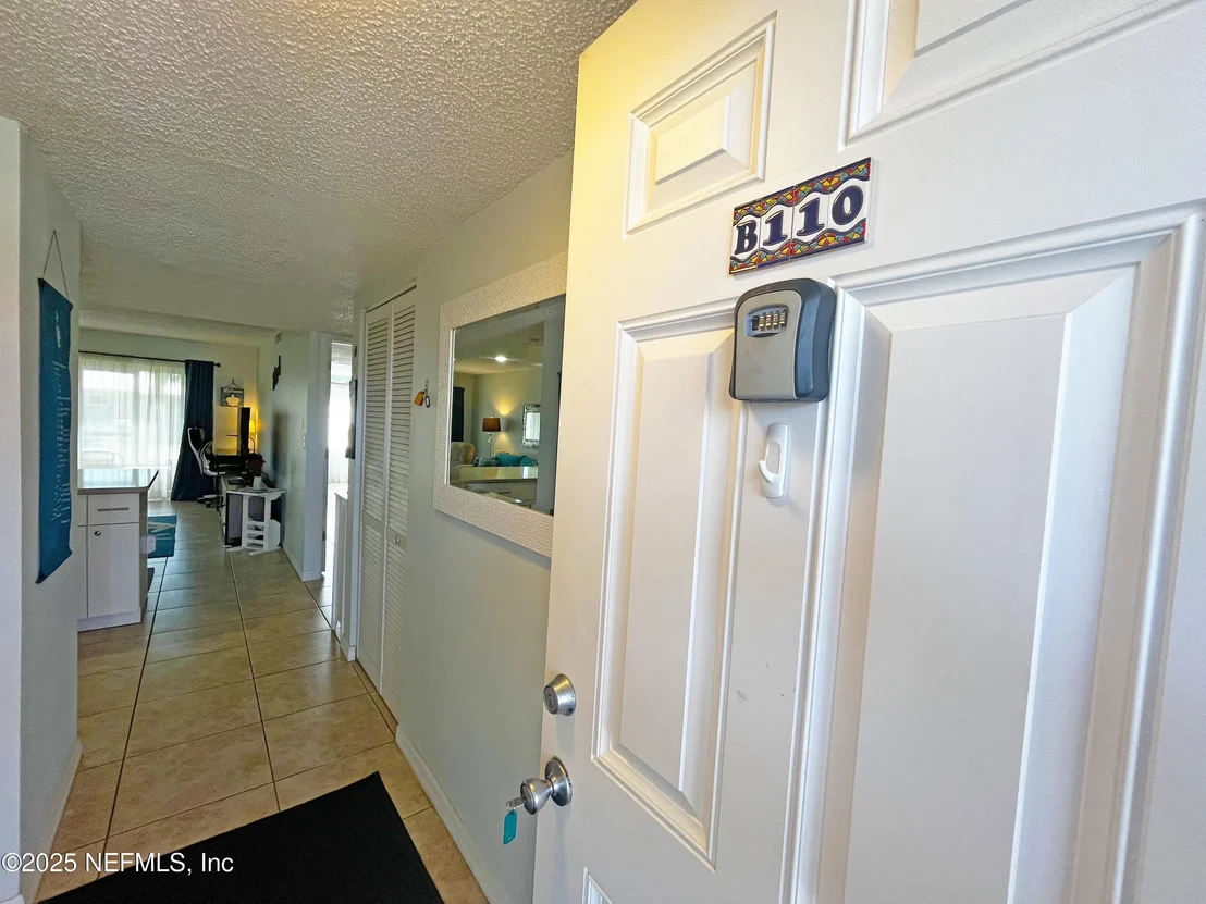 Photo of Unit B110 at 7175 A1A