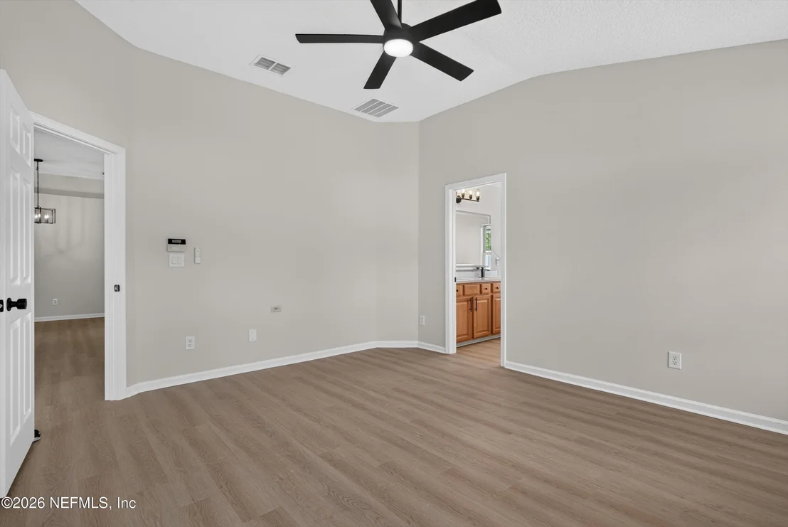 Photo of 224 PINE ARBOR Circle
