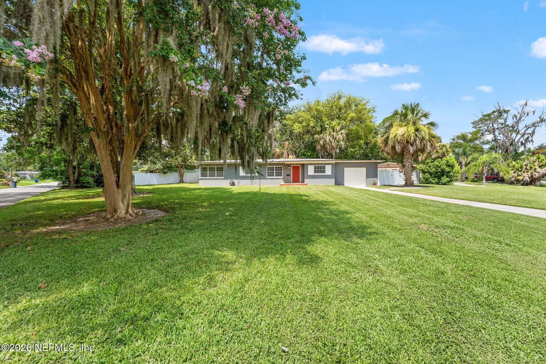 Photo of 6144 ROBBINS Circle N