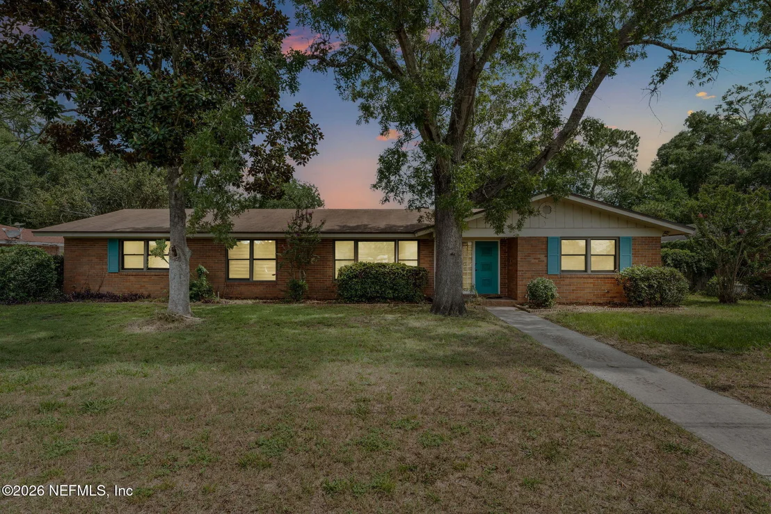 Photo of 7307 MAPLE TREE Drive