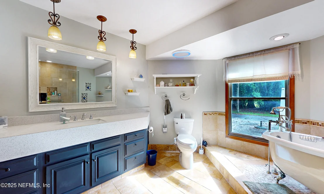 Photo of 2860 RAVINES Road