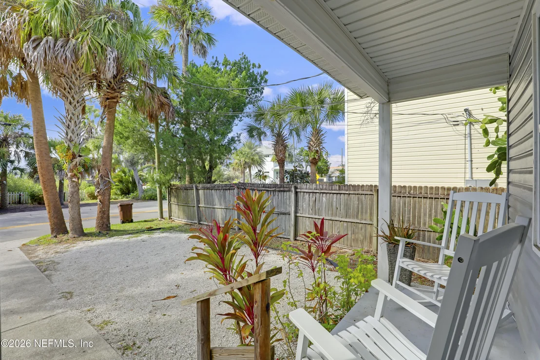 Photo of 237 RIBERIA Street