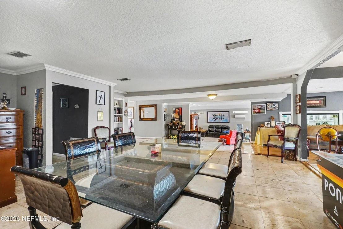 Photo of 6964 RAMOTH Drive