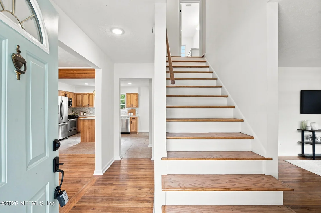 Photo of 116 SUZANNE Avenue