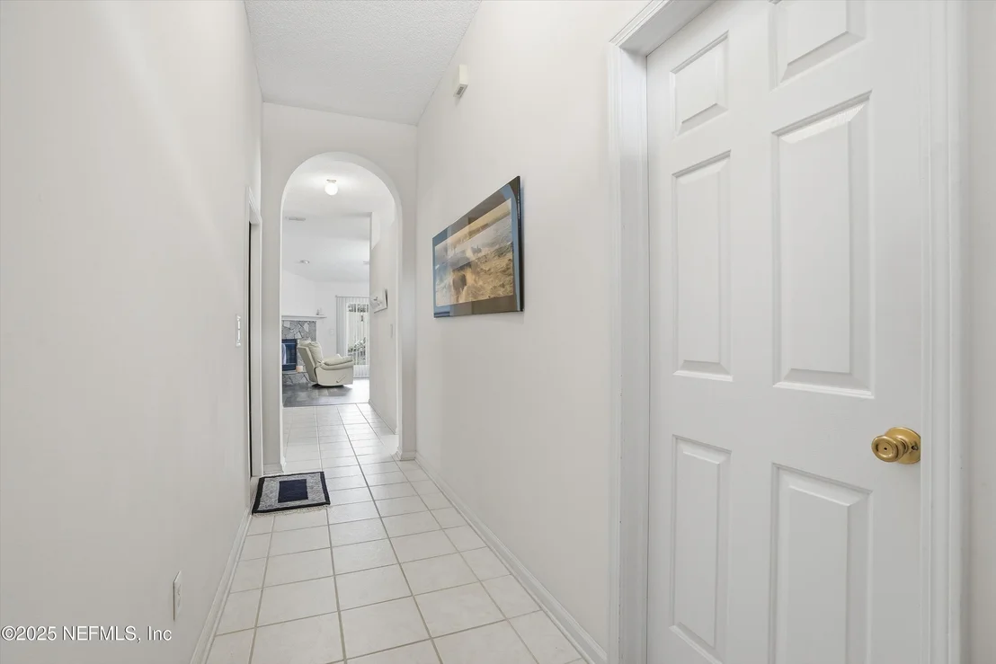 Photo of 1539 BEECHER Lane