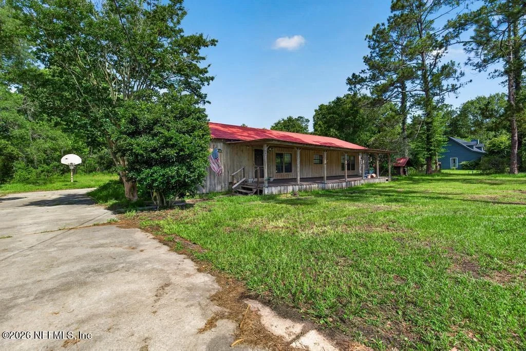 Photo of 40041 WHIPPORWILL Lane