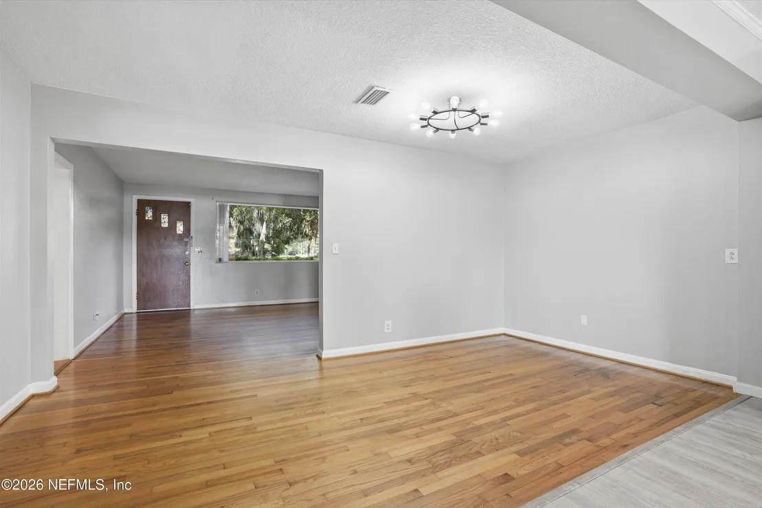 Photo of 1636 HAMMOCK Circle W