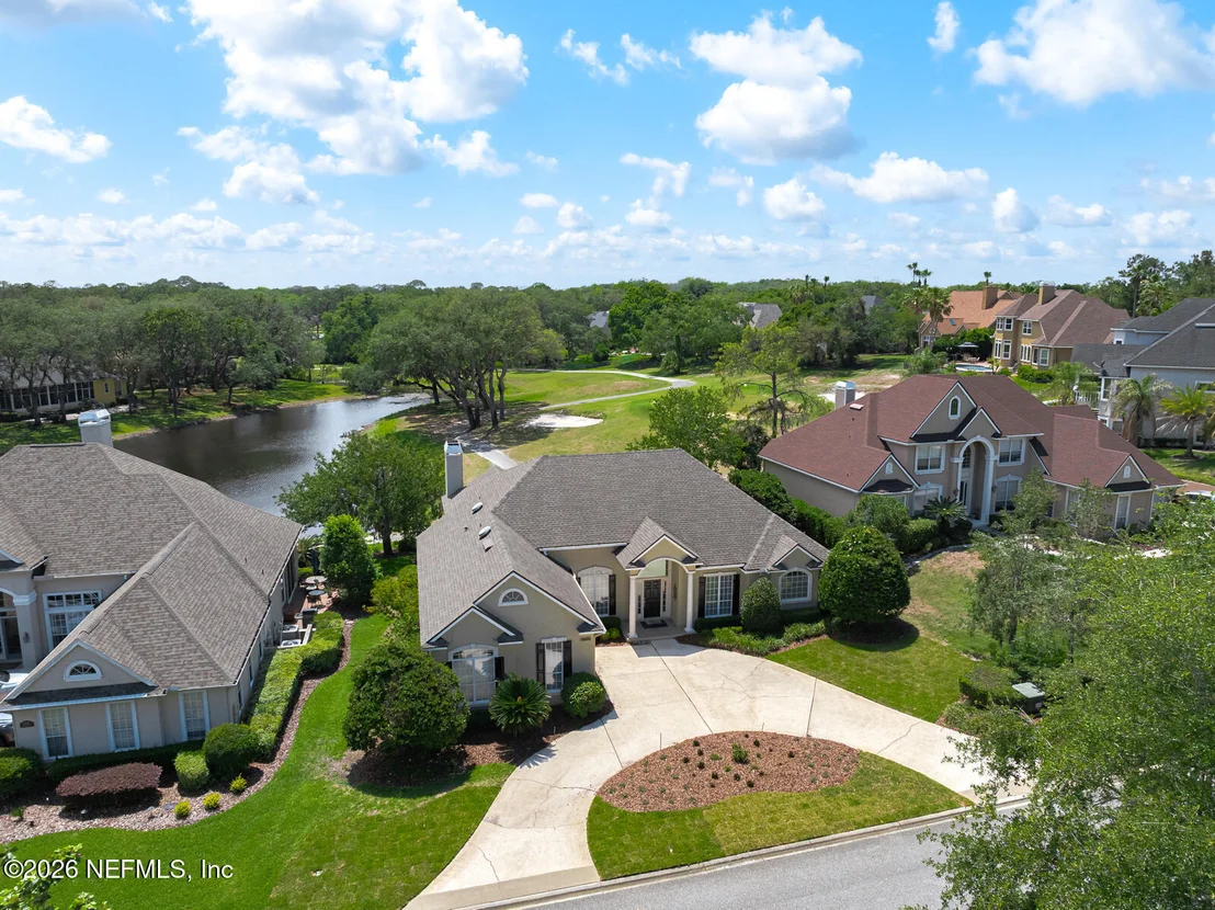 Photo of 12548 HIGHVIEW Drive