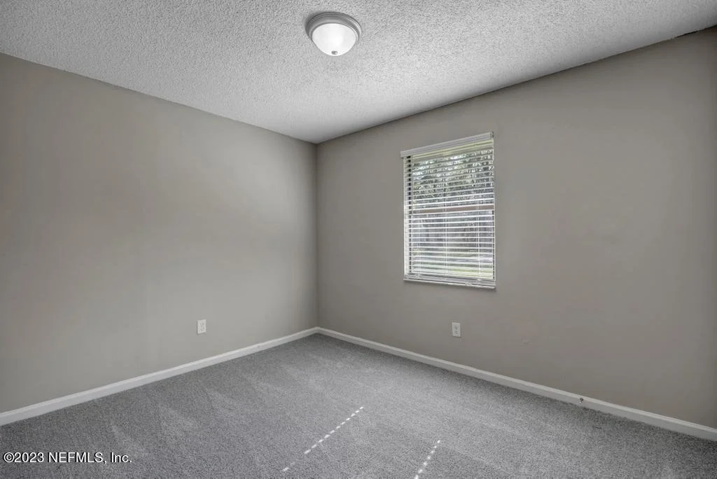Photo of 705 N 7TH Street N