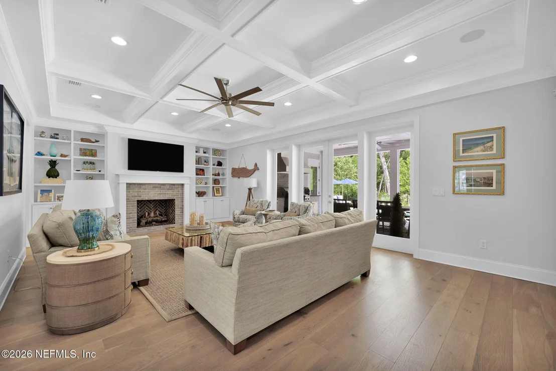 Photo of 237 FELLS Cove