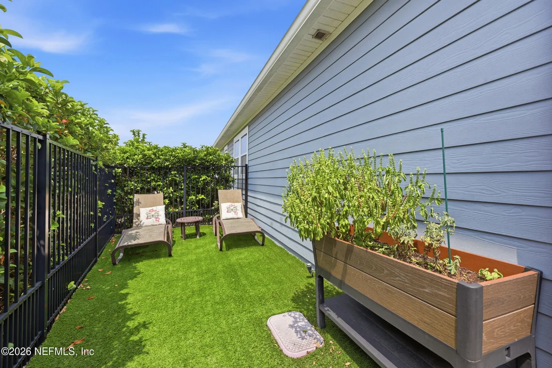 Photo of 187 ASHBURY Street
