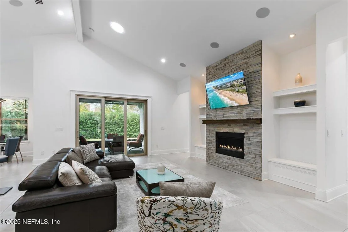 Photo of 5220 COMFORT Court