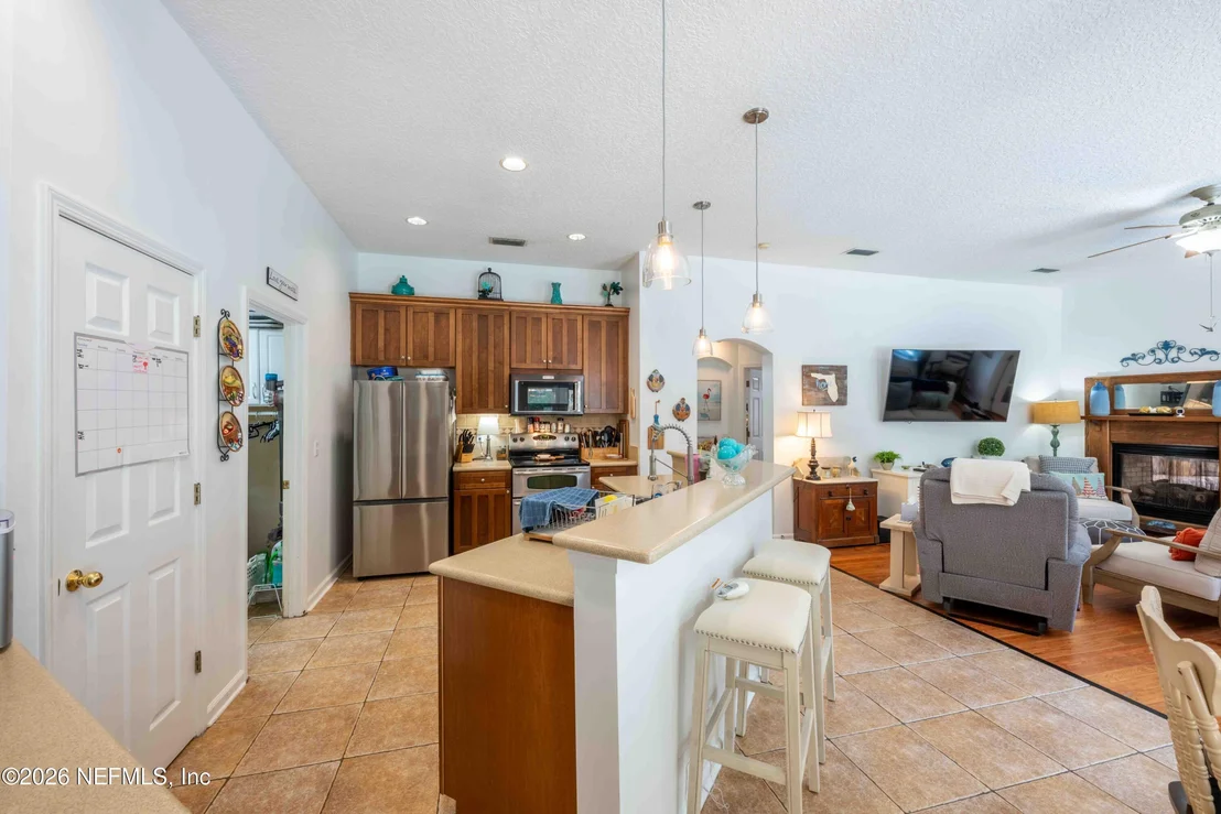 Photo of 838 WESTMINSTER Drive