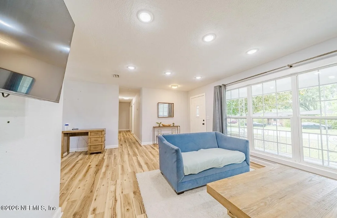 Photo of 2535 HAZEL Drive