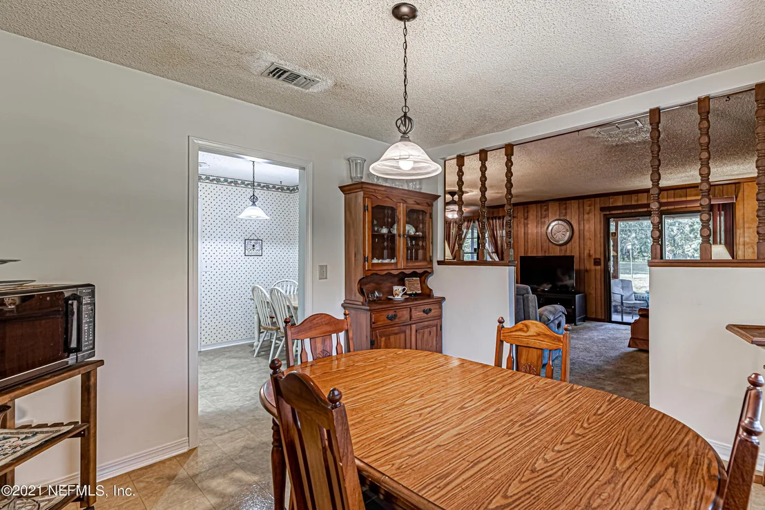 Photo of 1340 STARLING Road