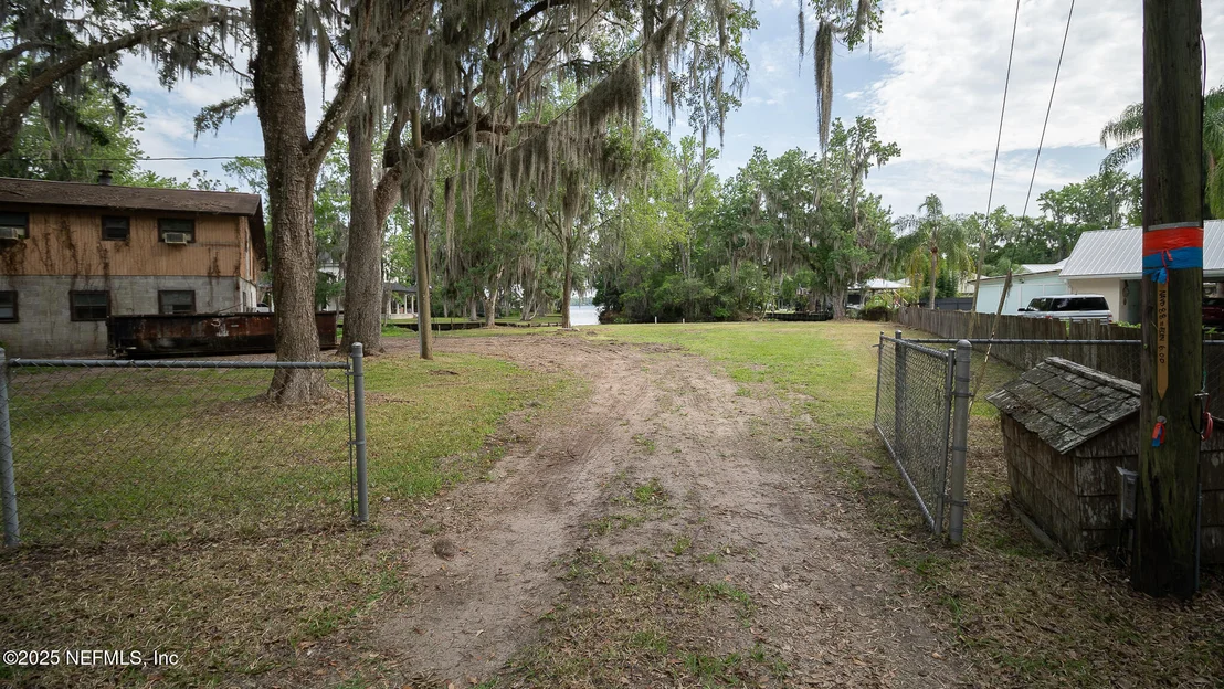 Photo of 8211 COLEE COVE BRANCH UNIT J Road