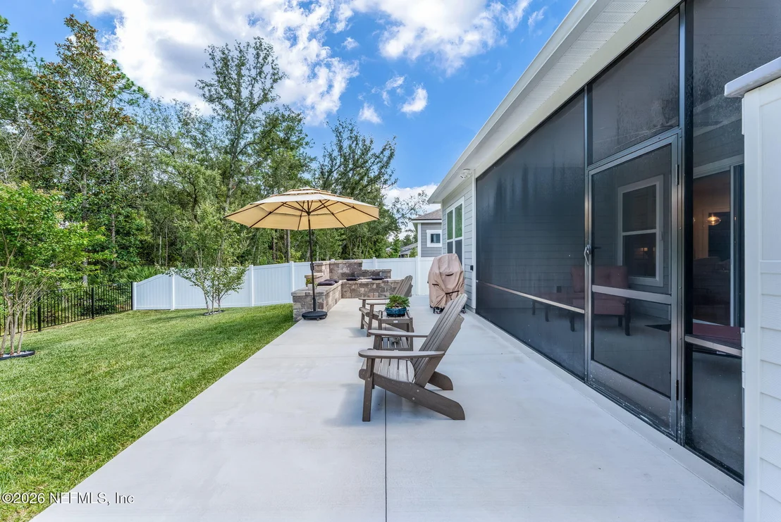 Photo of 295 PALOMAR Drive