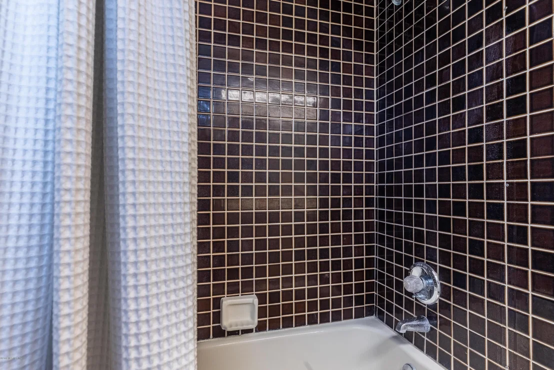 Photo of 4847 MARINERS POINT Drive