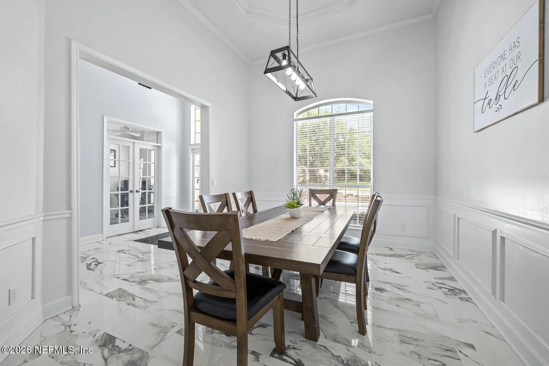 Photo of 12548 HIGHVIEW Drive