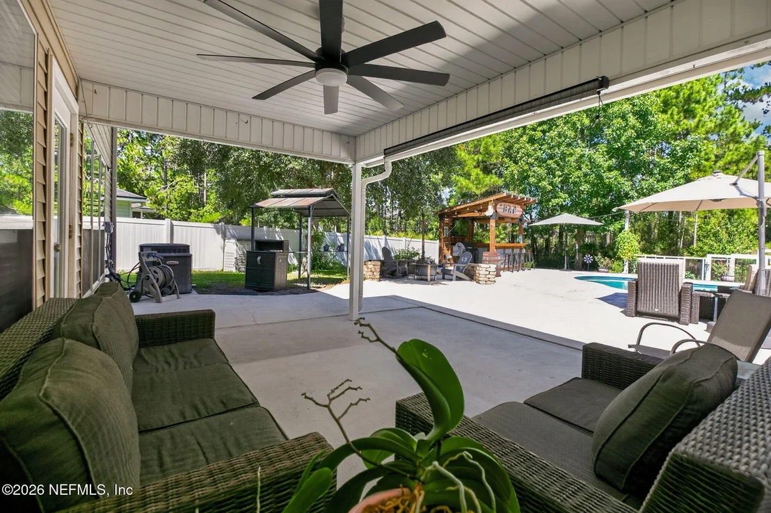 Photo of 9648 BEMBRIDGE MILL Drive