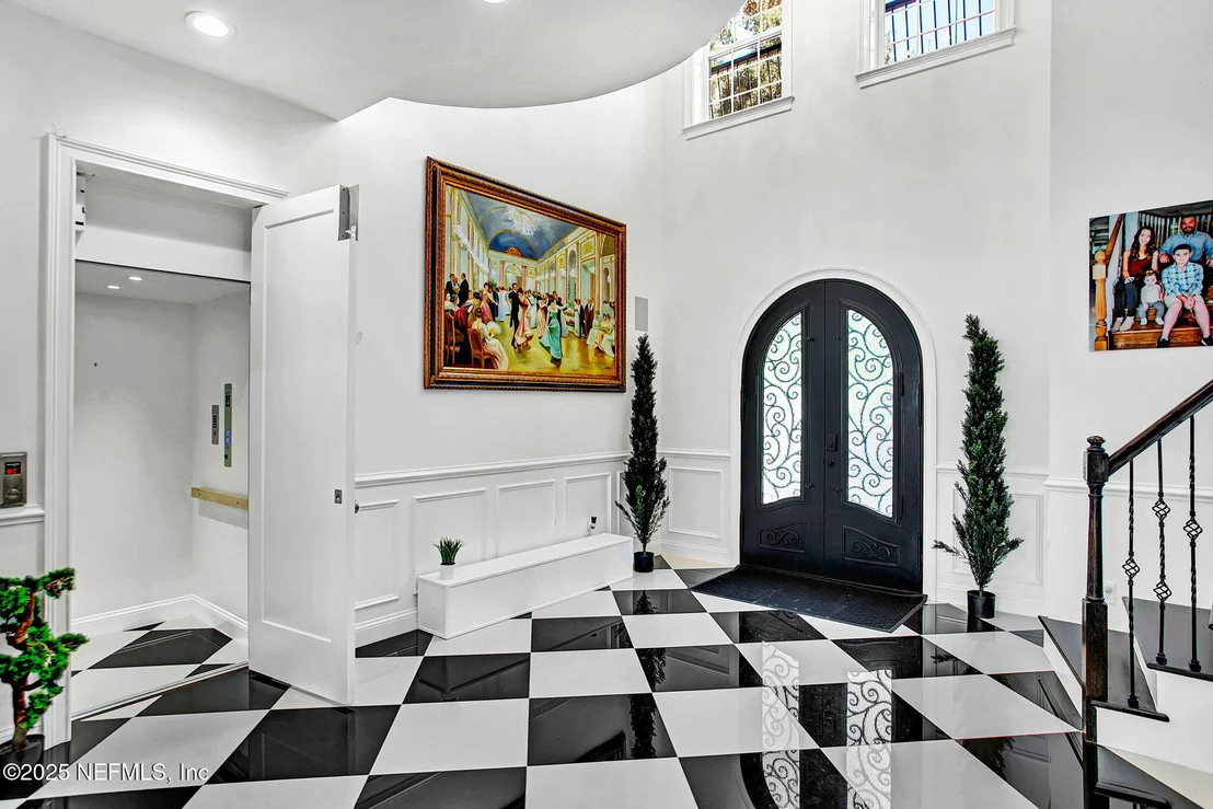 Photo of 13224 MANDARIN Road