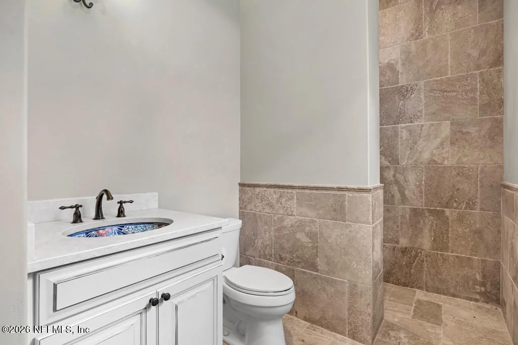 Photo of 164 N RIVER Drive