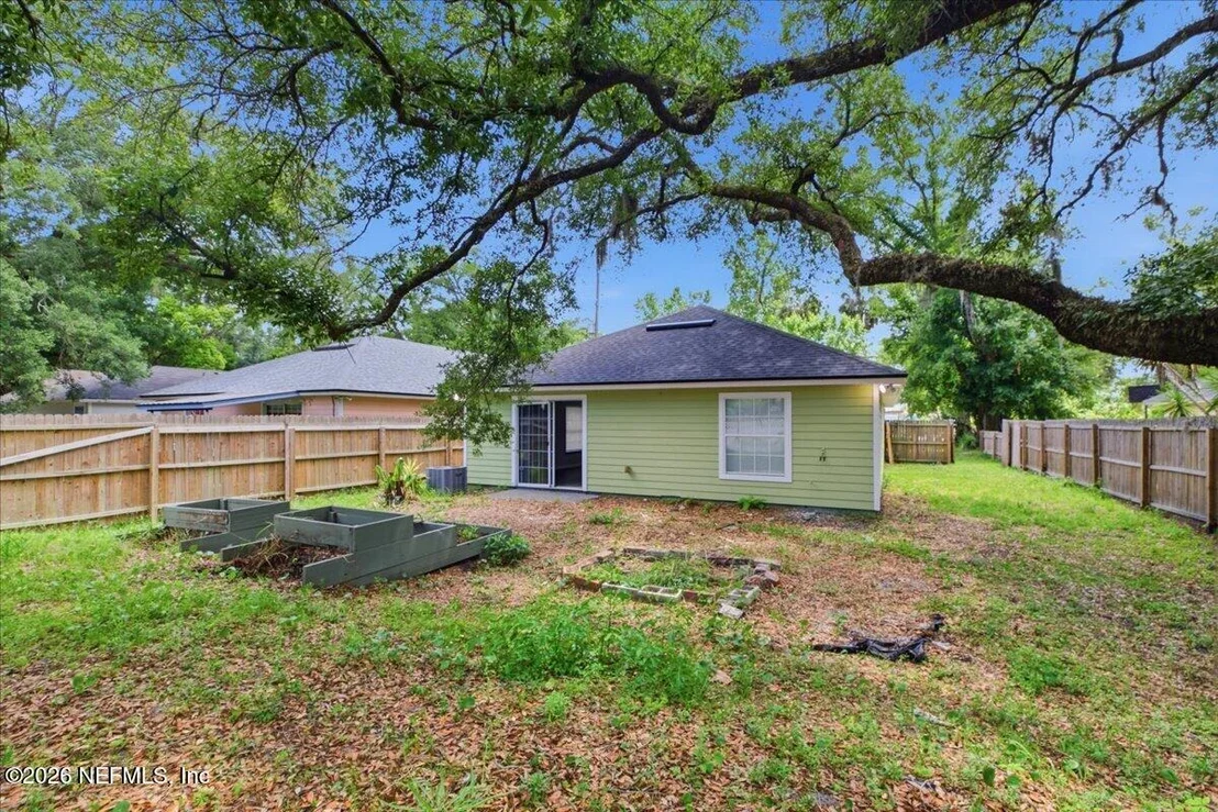 Photo of 3907 ADIROLF Road
