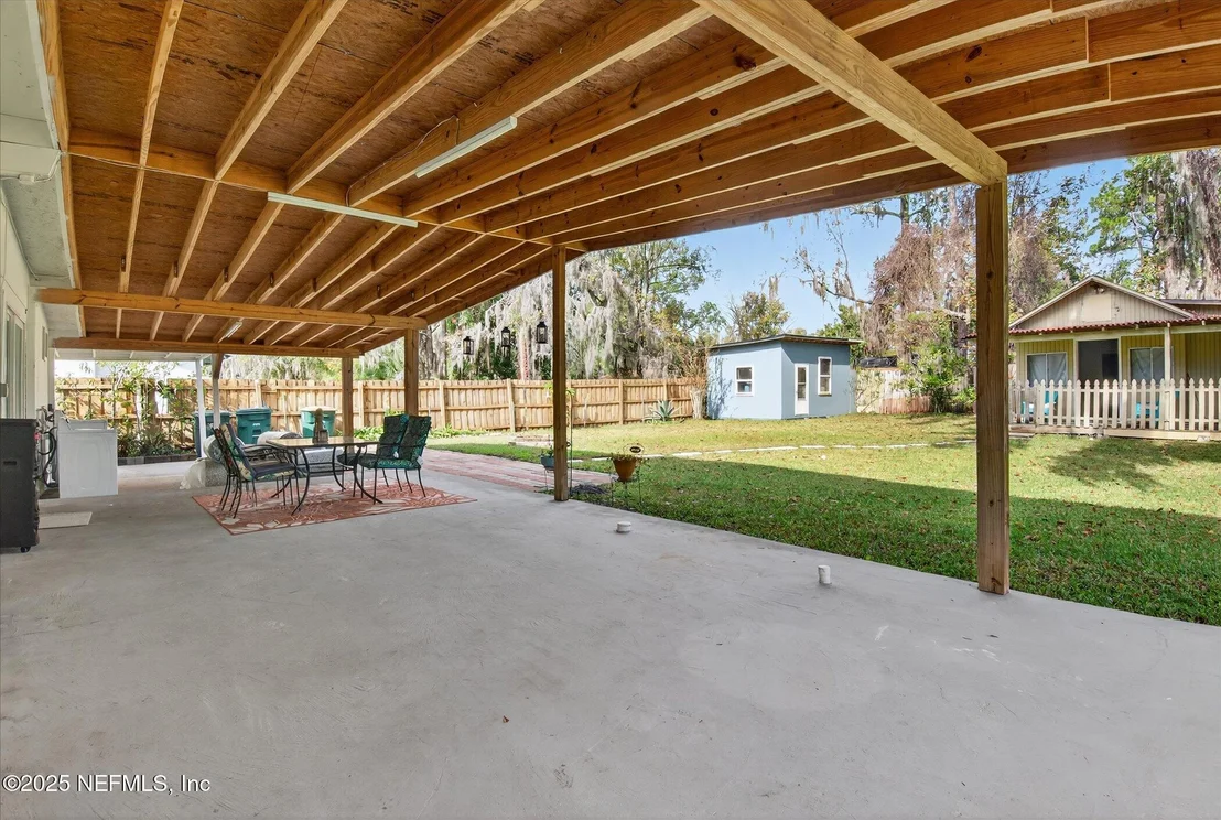 Photo of 3177 LORETTO Road