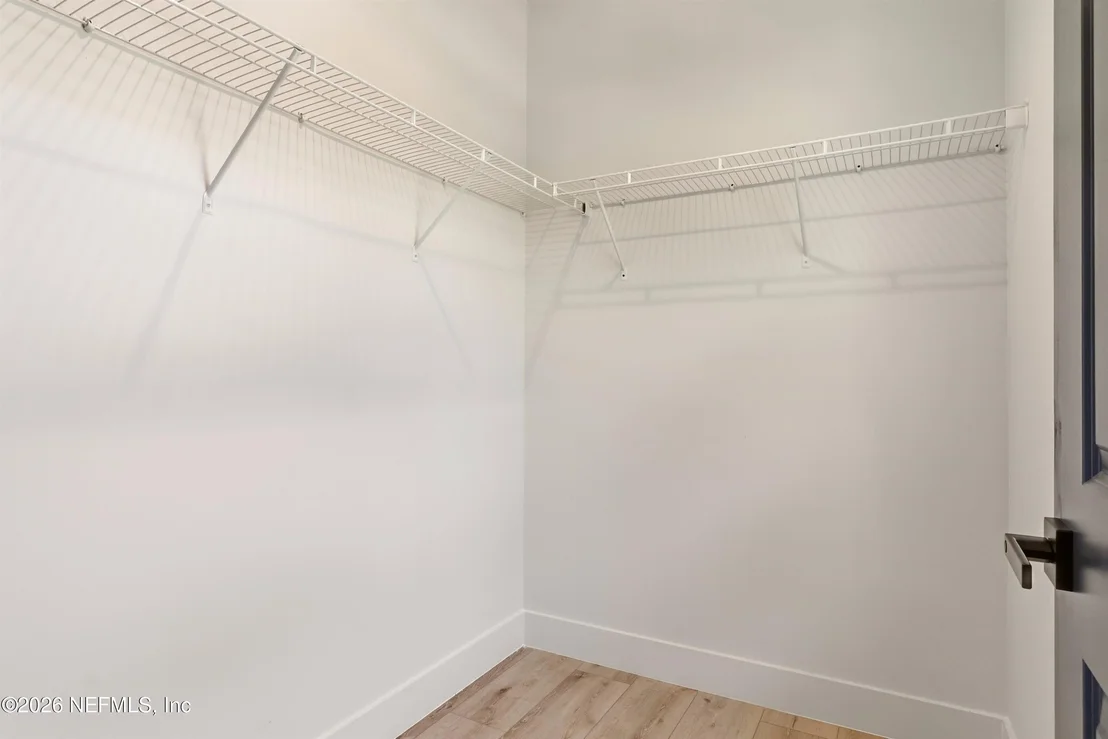 Photo of 18 E PARK Avenue