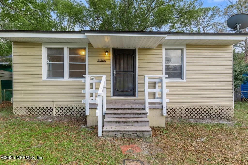 Photo of 2944 RHONDA Road