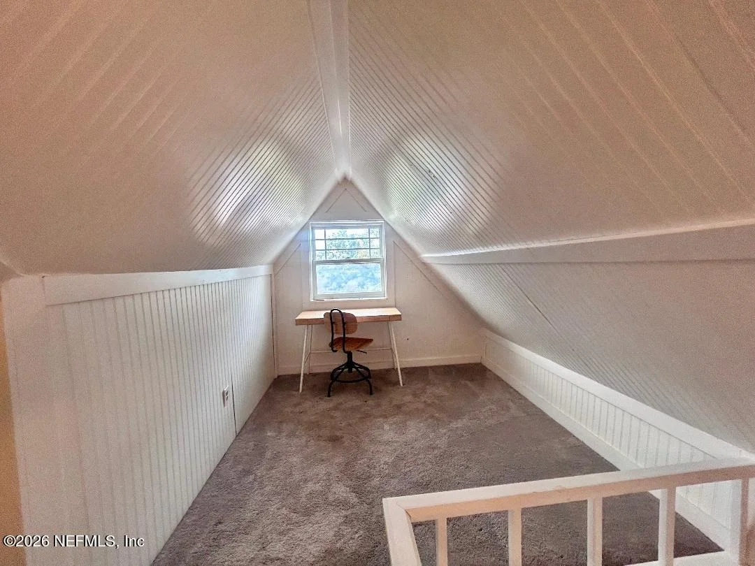 Photo of 32 E PARK Avenue