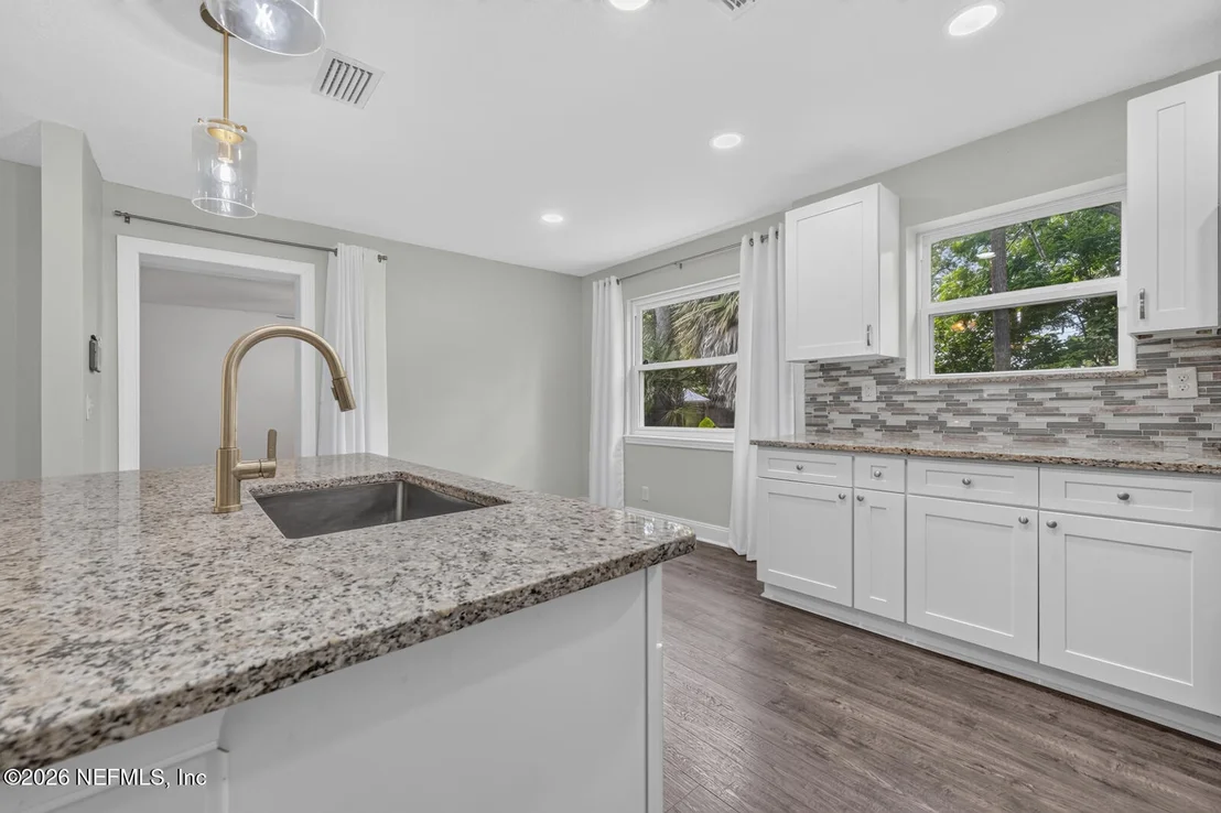 Photo of 7220 HIELO Drive