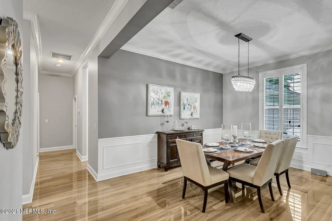 Photo of 724 EAGLE POINT Drive