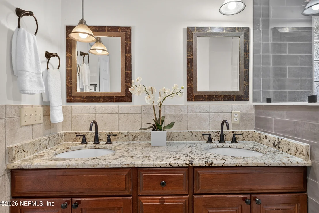 Photo of 3735 HELICON Drive