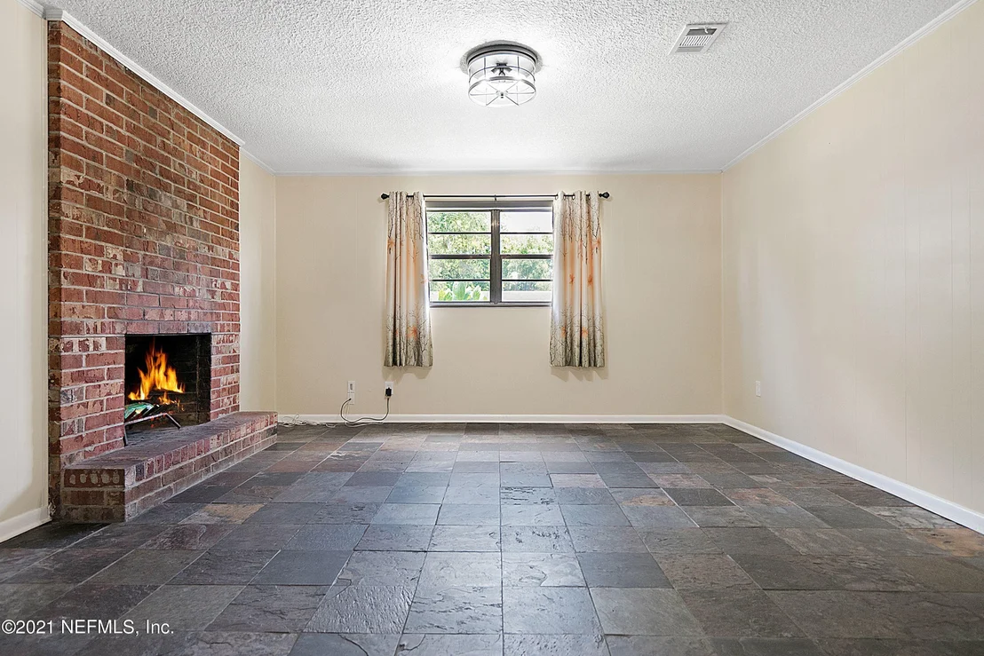 Photo of 1105 ELM Street