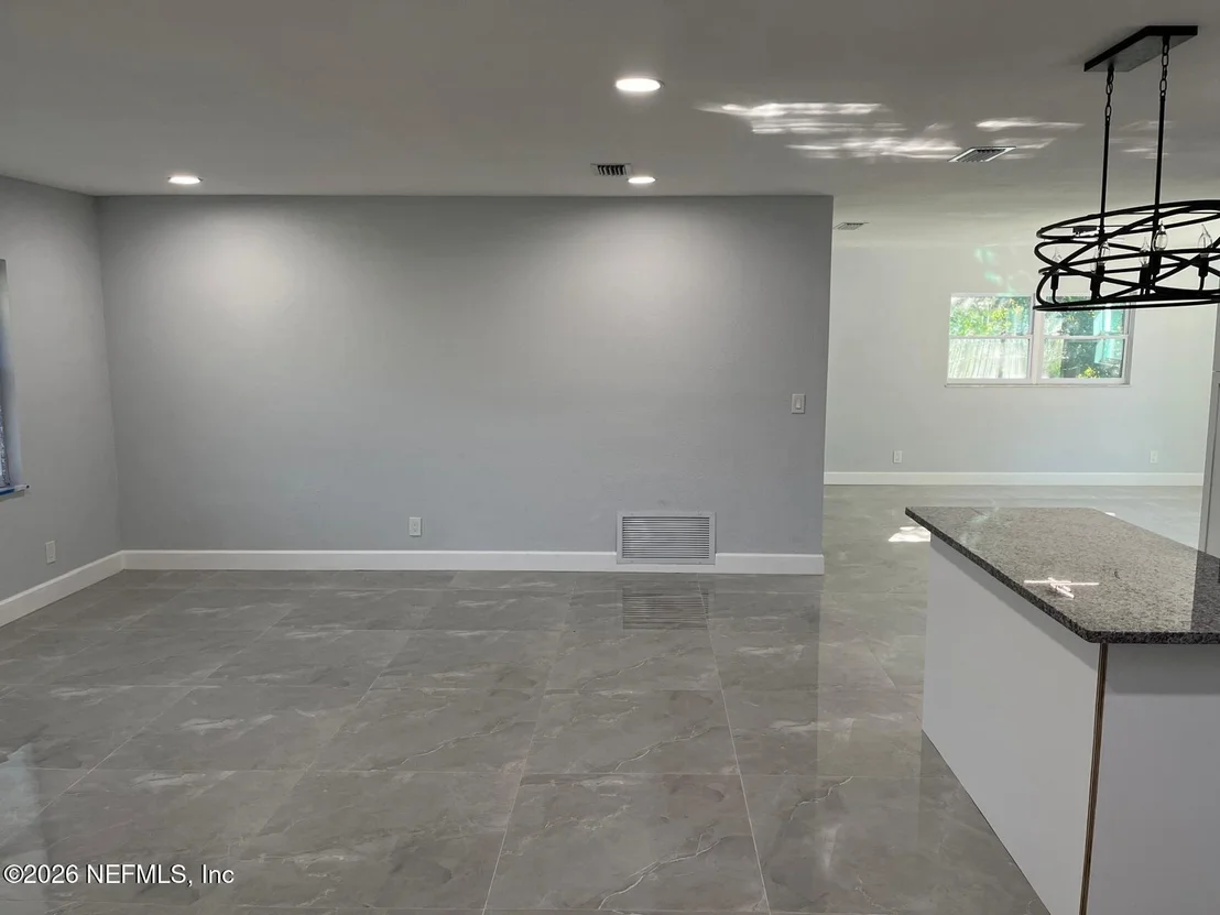 Photo of 265 CAPELLA Road
