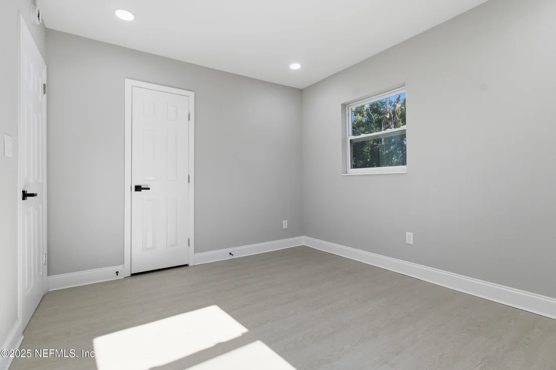 Photo of 2147 MANEY Drive