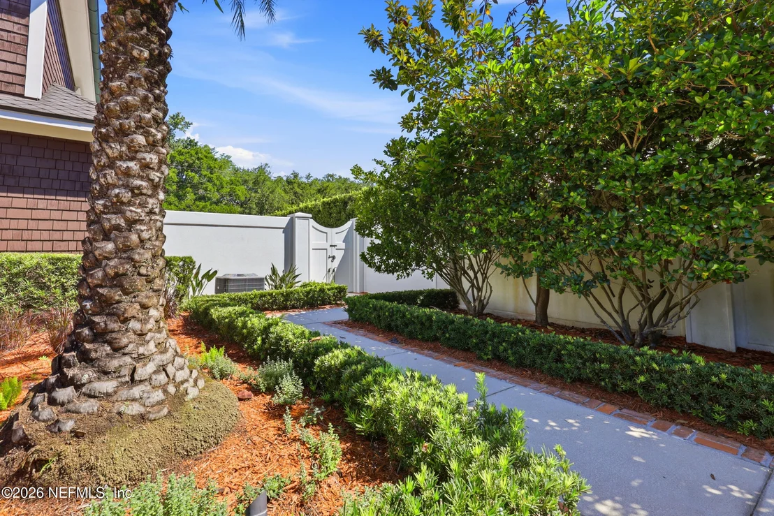 Photo of 1030 MAPLE Lane