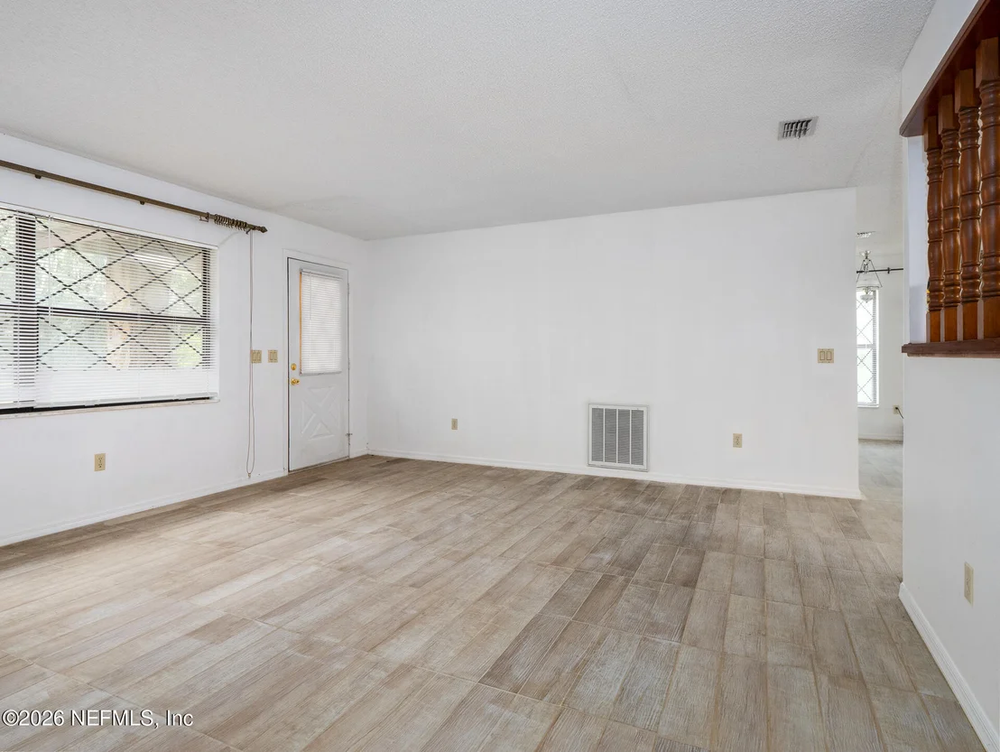 Photo of 121 SERENA Circle